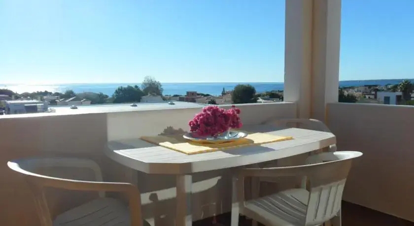 Villa Brisa do Mar by Algarve Holidays