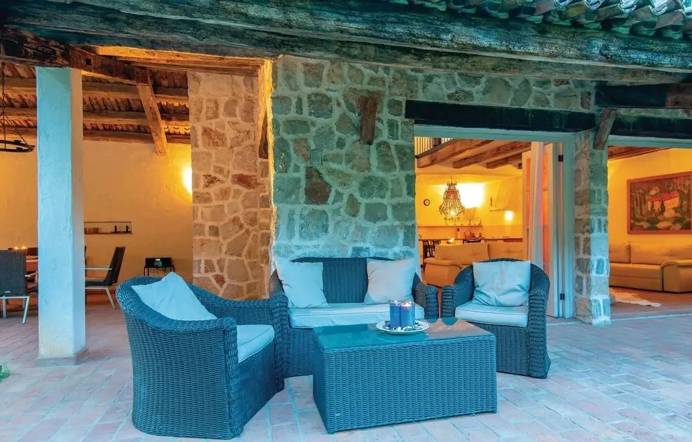 Amazing Home in Trstenik with Hot Tub, WiFi & 2 Bedrooms
