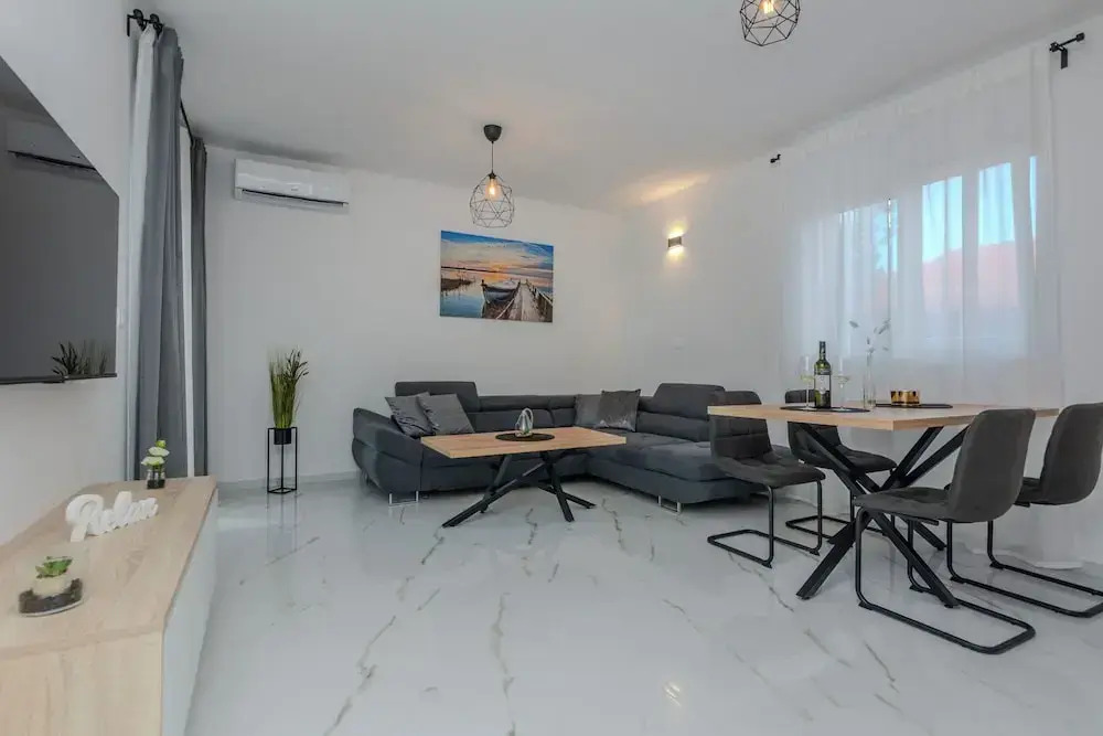 Apartments Fil Cosic