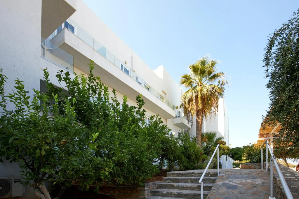 Almiros Beach