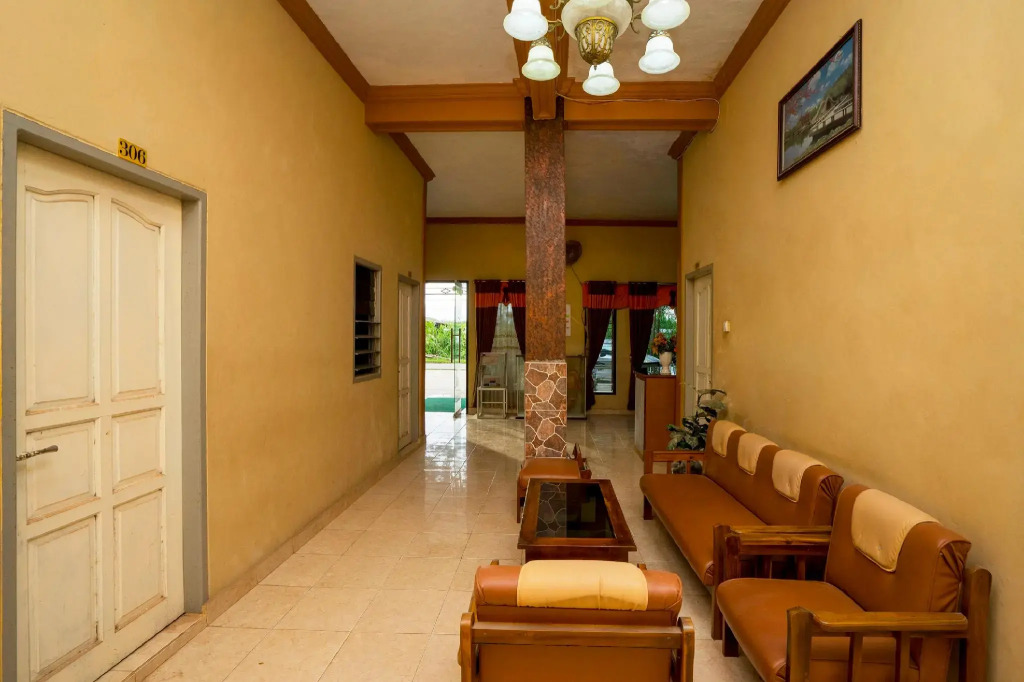 RedDoorz at Hotel Grand Yuda Tenggarong