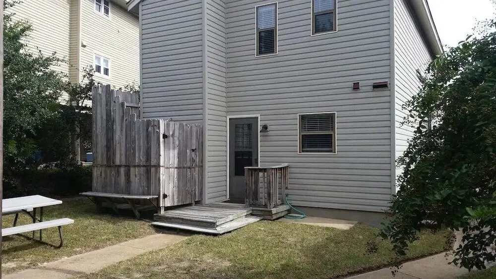 Be Happy Chesapeake Bay Home Steps Away From Beach Access by Redawning