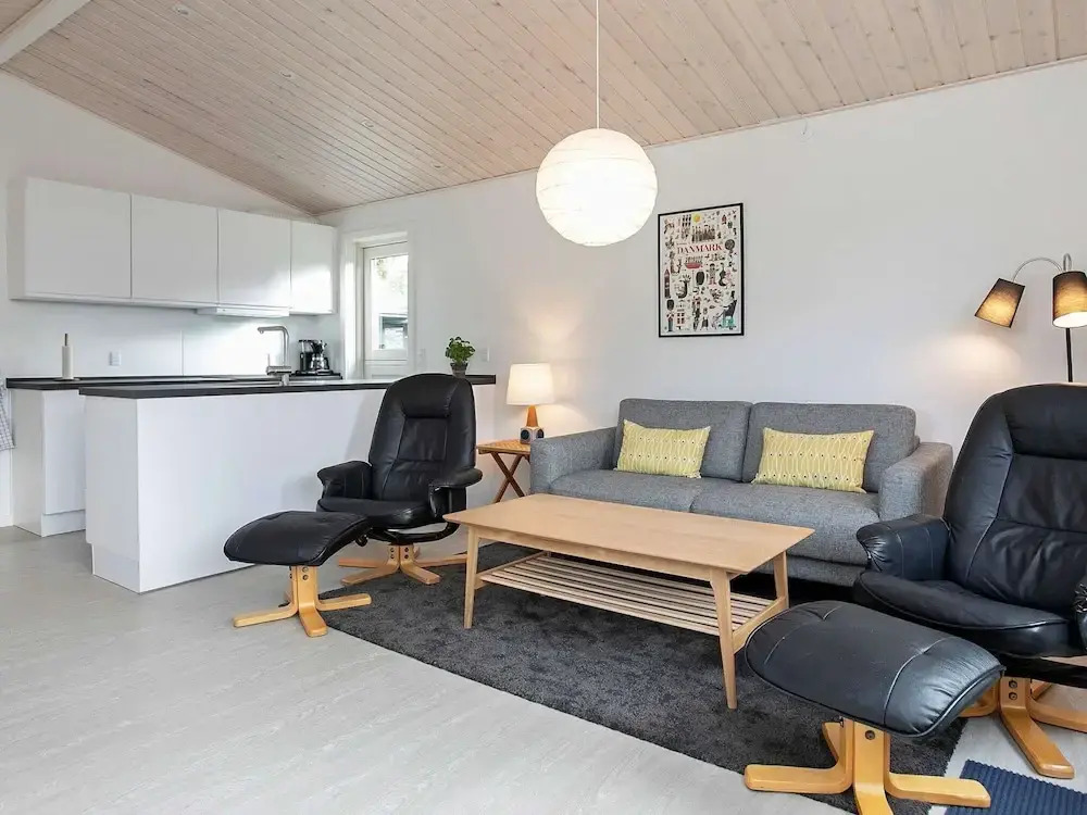 4 Person Holiday Home in Vaeggerlose