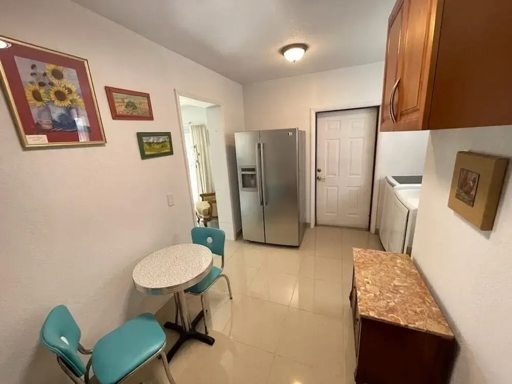 Rim Canal 'yellow House' With Canal Views & Boat Dock 1 Bedroom Cottage by RedAwning