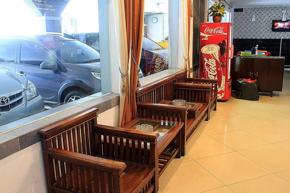 ZEN Rooms Akbar Kebon Kawung