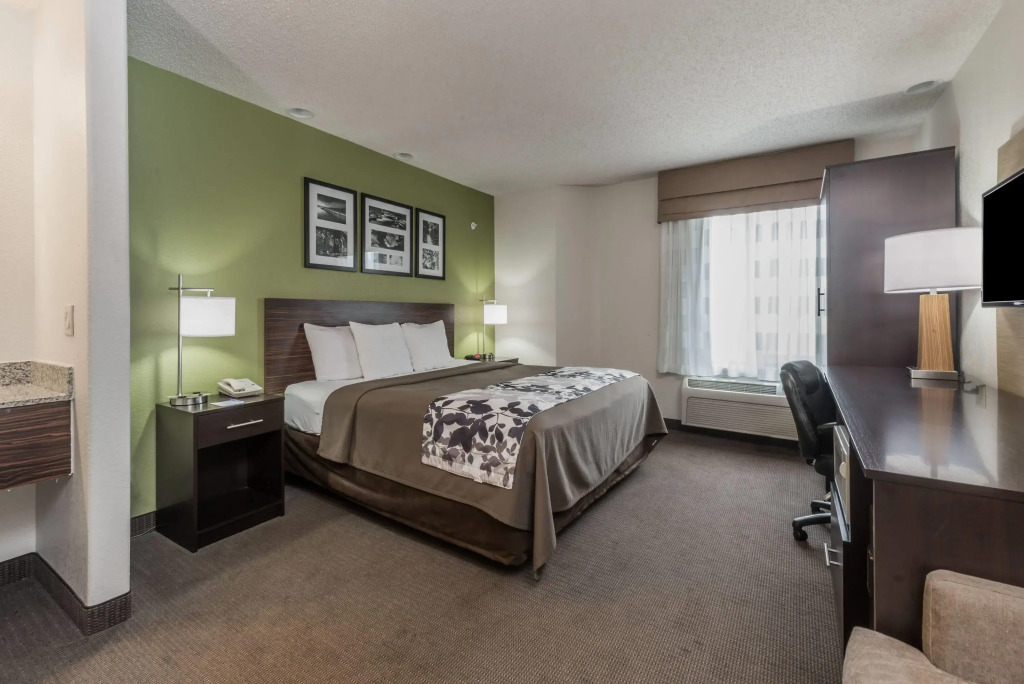 Baymont by Wyndham Pueblo