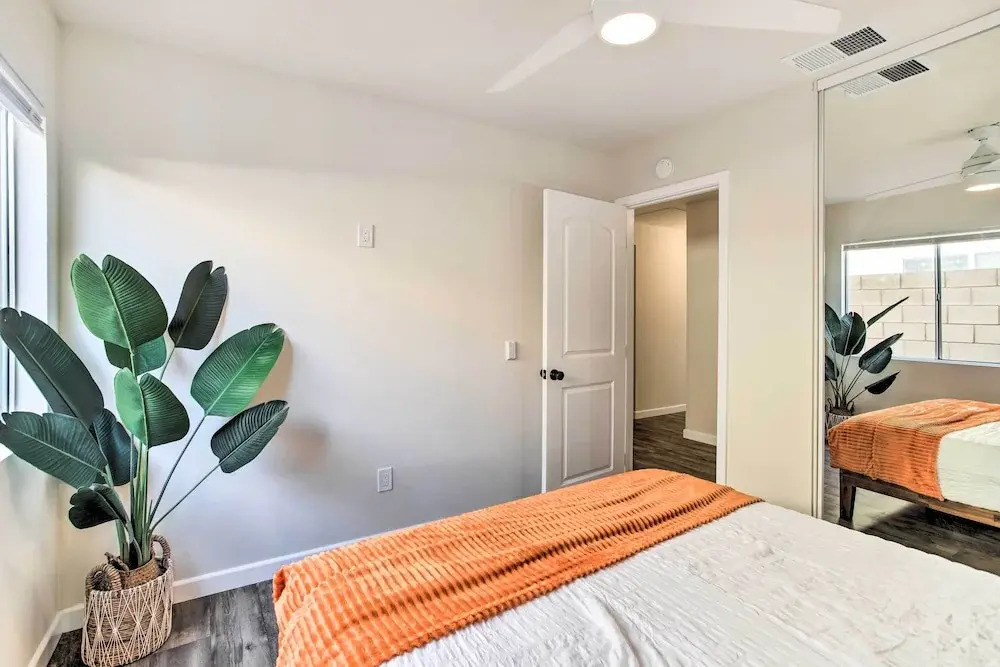 2 Mi to Coachella: Indio Getaway w/ Outdoor Oasis