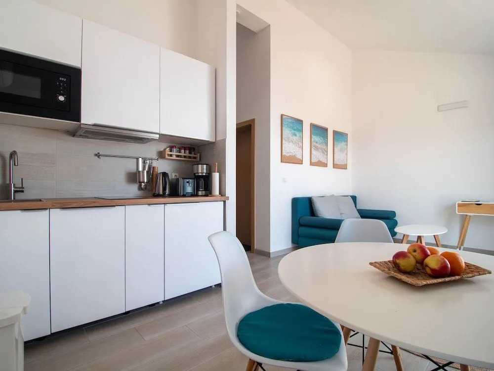 Sunny Apartments
