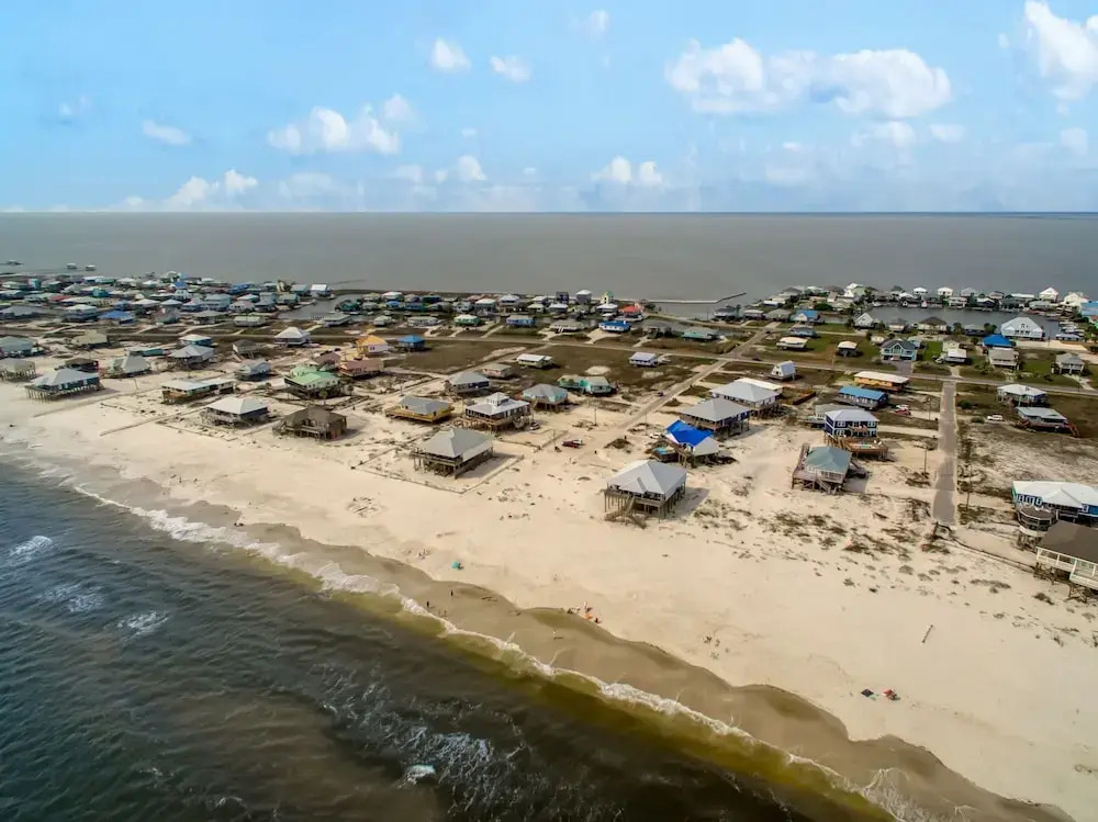 Sandbar - Spacious And Sunny - The Rooftop Crows Nest Offers Unsurpassed Island Views! 3 Bedroom Home by RedAwning