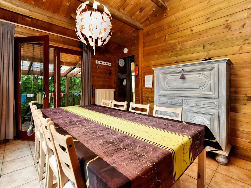 Cozy Chalet in Ardennes With Fenced Garden & Covered Terrace