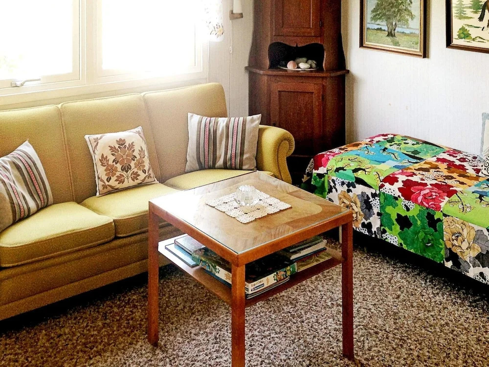 8 Person Holiday Home in Tvaaker