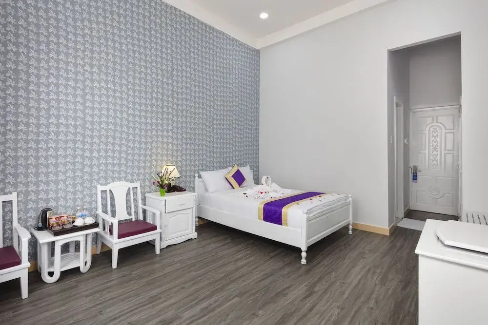 CCT Luxury Hotel