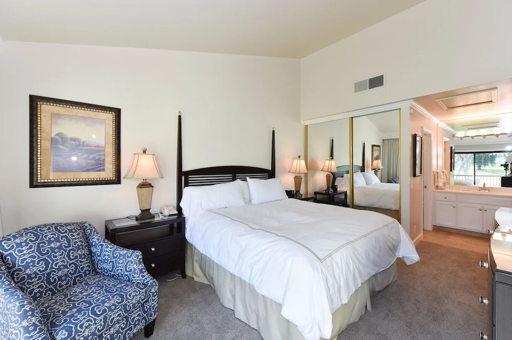 702 S At Silverado 1 Bedroom Condo by RedAwning