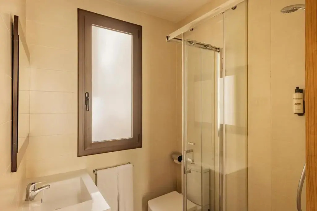 Barcelona Apartment Milà