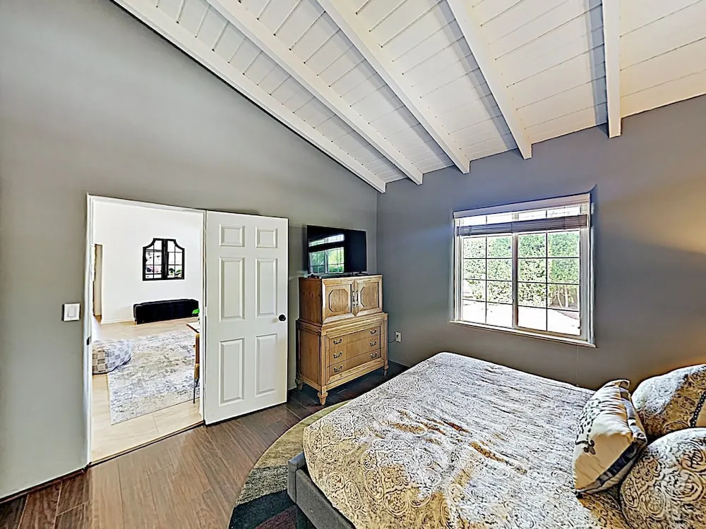 New Listing! All-suite Oasis W/ Casita, Pool & Spa 3 Bedroom Home