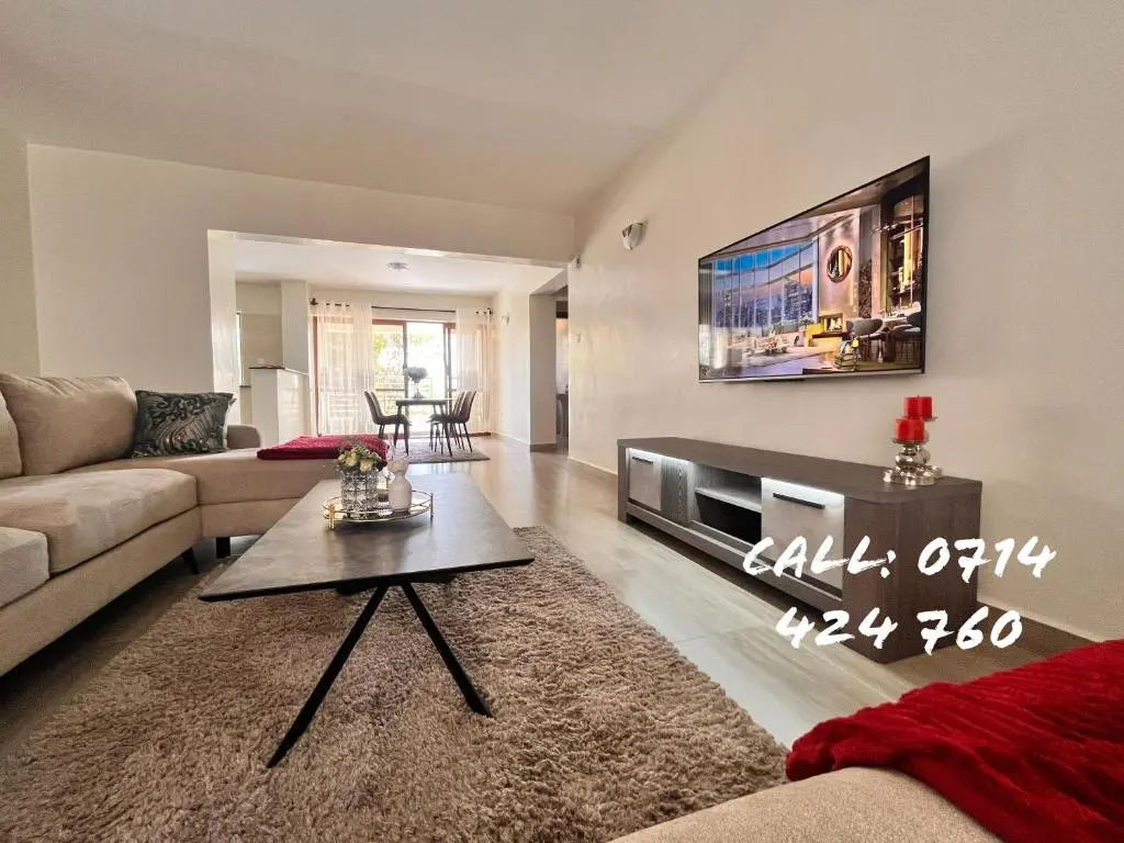 Midtown Executive Suites in CBD With Pool, GYM