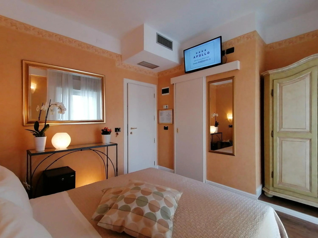 Hotel Apollo