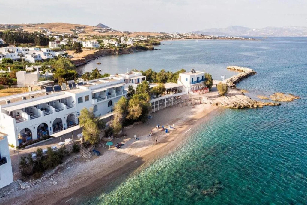 Blue Waves Suites & Apartments - To Kyma