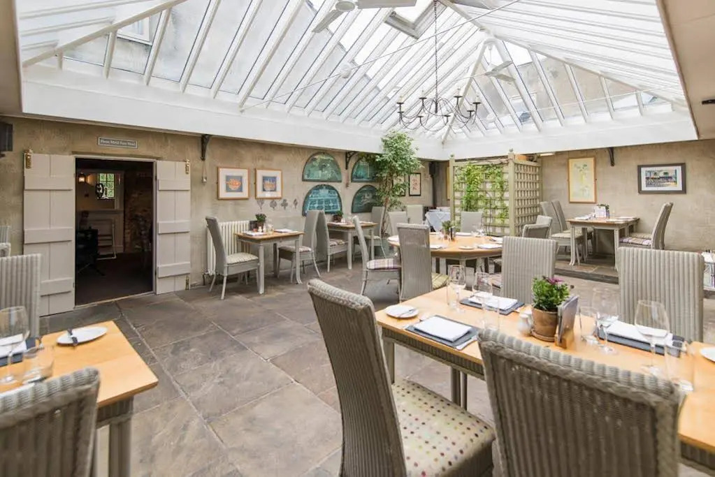The General Tarleton Inn