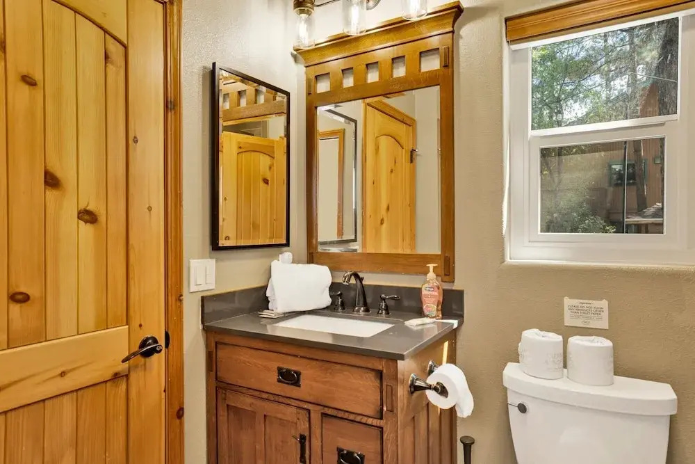 Golden West Cottage #2581