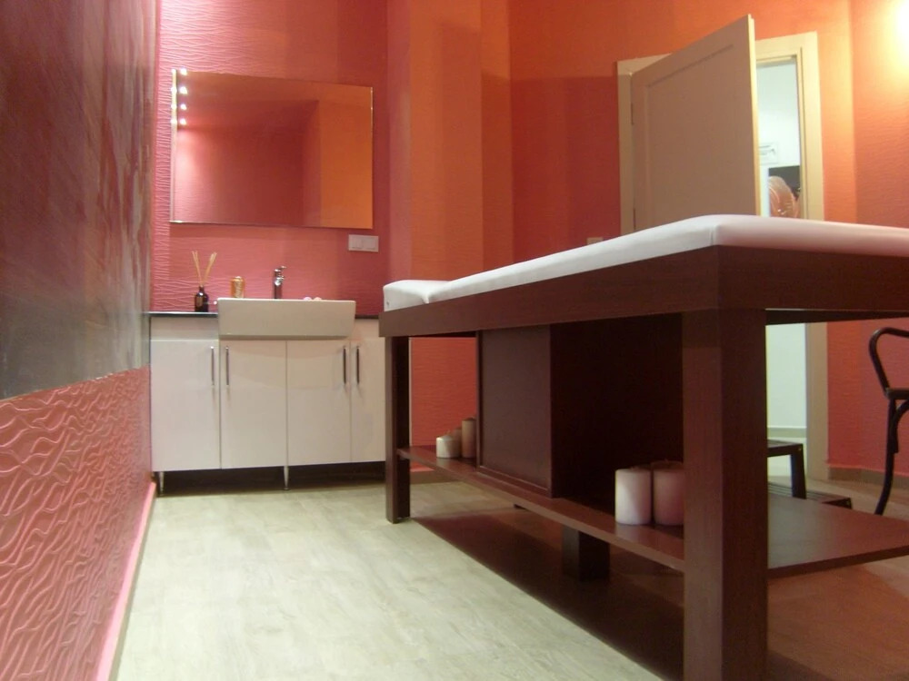 Marina Suites & Spa