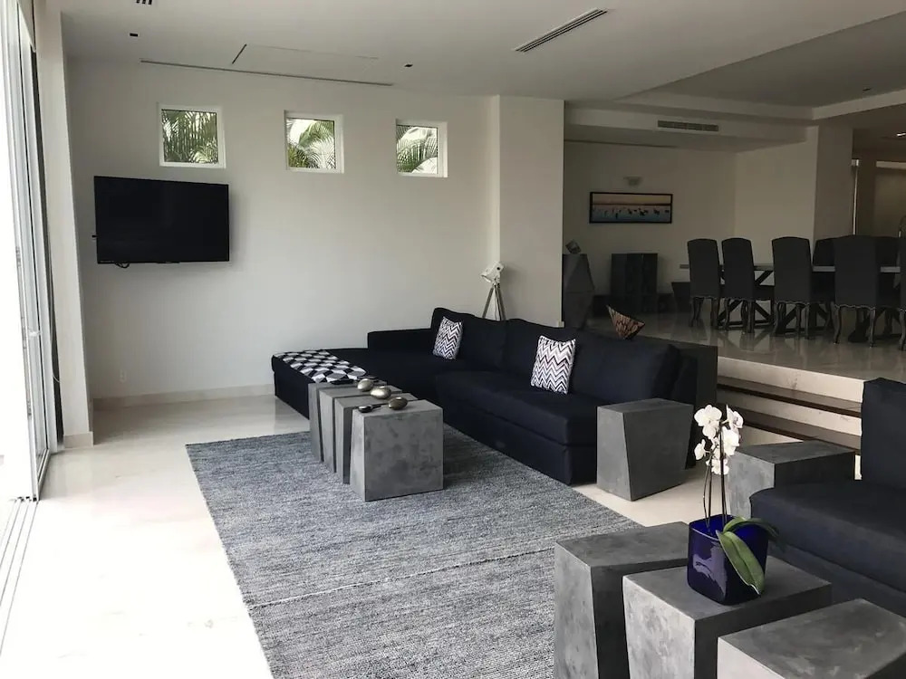 5-Room Luxury Villa in Tres Mares Marina Vallarta Villa 1
