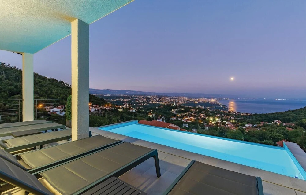 Awesome Home in Rukavac With Sauna, Wifi and Outdoor Swimming Pool