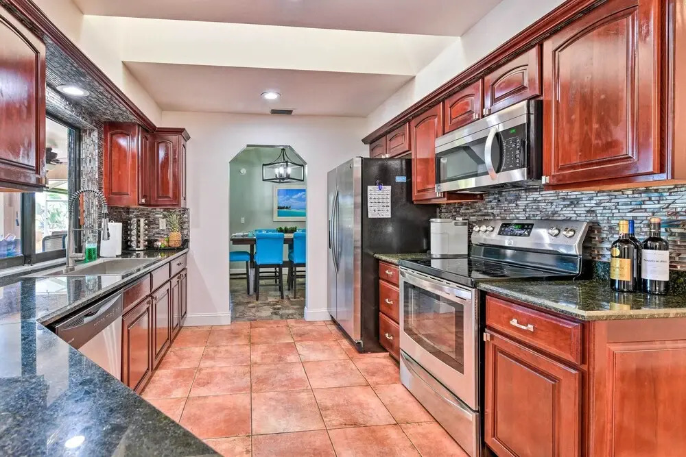 Port Charlotte Retreat w/ Heated Pool & Spa!