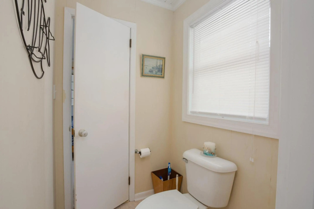 The Beach Fact Oar by Oak Island Accommodations