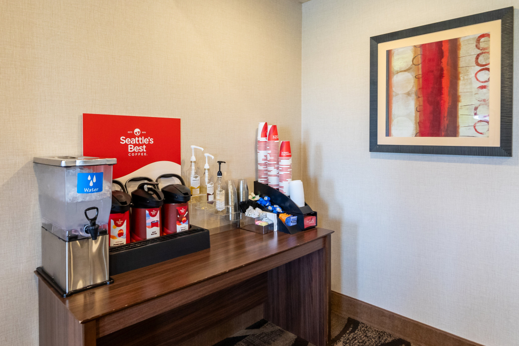 Cobblestone Inn and Suites - Eaton