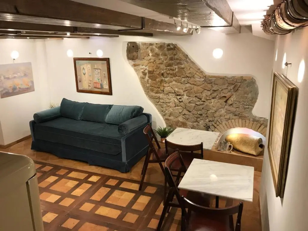 La Casa Dei Marmi