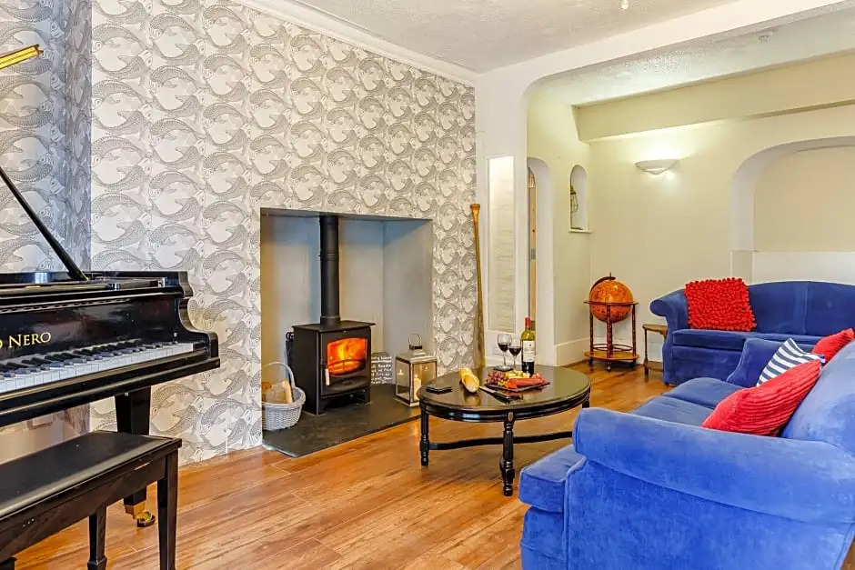 Pendennis Lodge