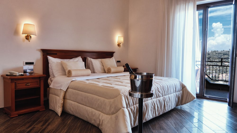 Villa Donna Carmela