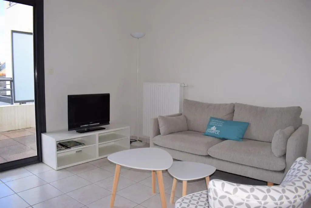Bel appartement entièrement rénové 5 personnes au centre ville de PERROS-GUIREC - Ref 923