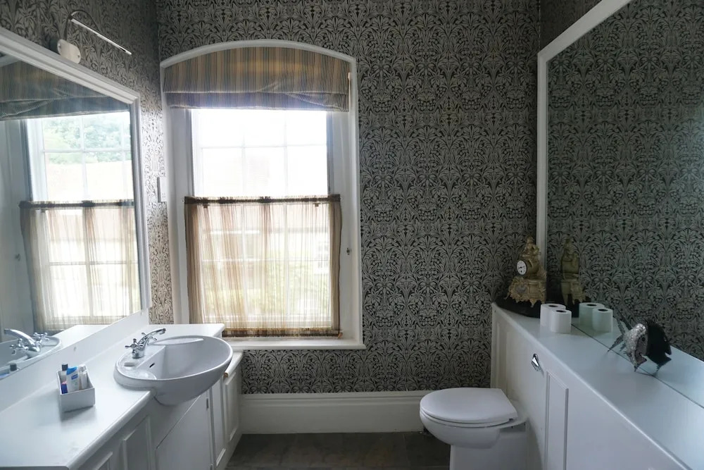 West Wing B&B