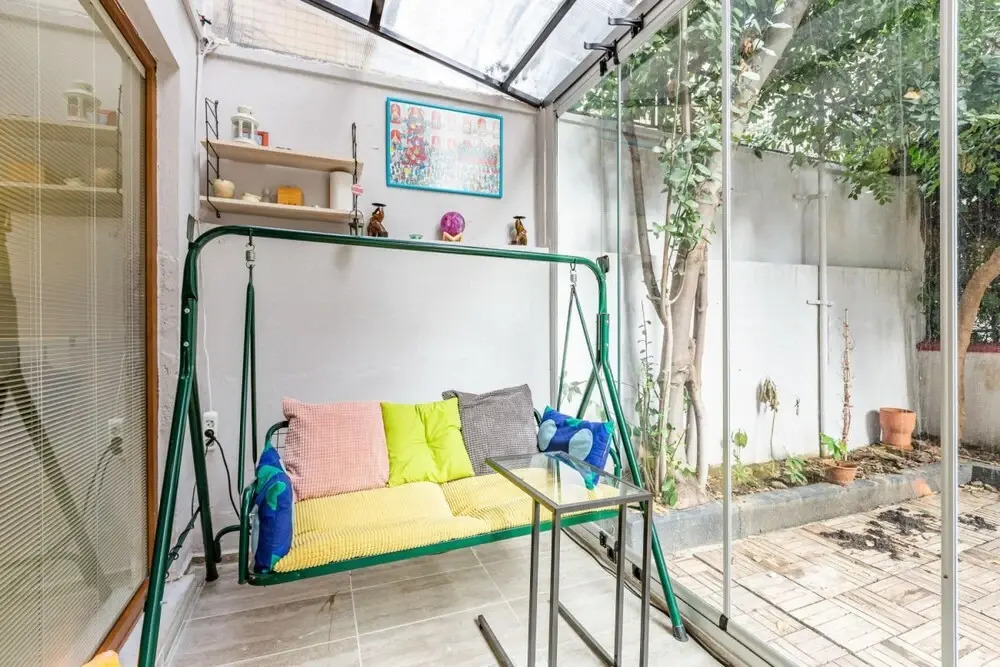 Stylish and Central Flat with Backyard in Sisli