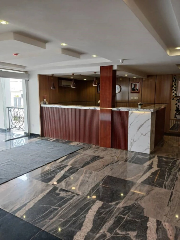 1 Oak Apartments Guzape