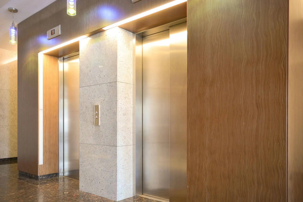 Bently Apartments - Four Oceans Seaside