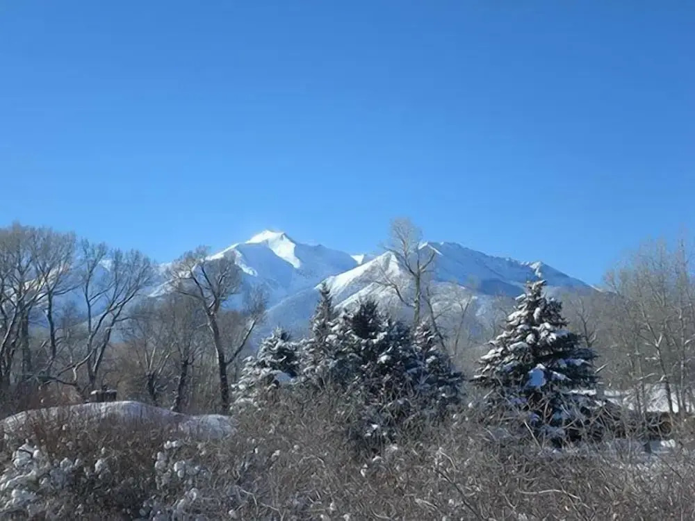 BuffaloPeaks Lodge