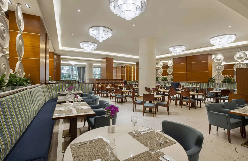 Kaya Hotel Select