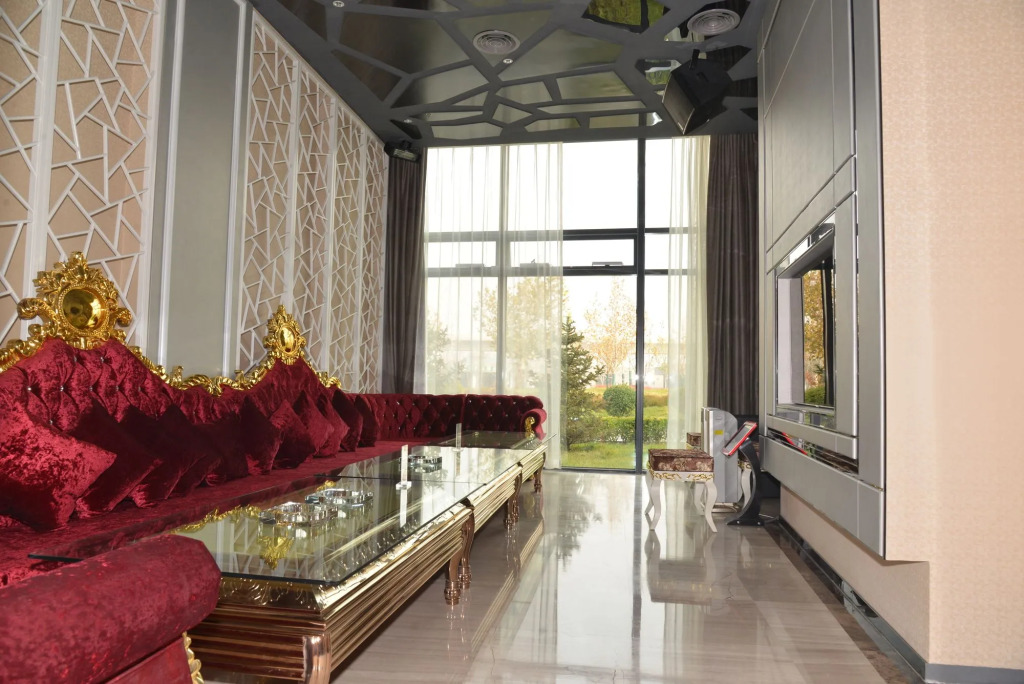 Beijing Riverside Hotel