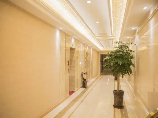 Vienna Hotel (Daming Lake, Quancheng Road, Jinan)