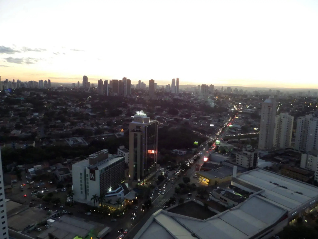 BROOKFIELD TOWERS, JARDIM GOIÁS, DE FRENTE AO FLAMBOYANT SHOPPING, COM ESTACIONAMENTO GRÁTIS, COZINHA, ENXOVAL DE CAMA E BANHO COMPLETO, ACADEMIA, LAVANDERIA, LOJA DE CONVENIÊNCIA E RECEPÇÃO 24Hs BY REI DOS FLATS
