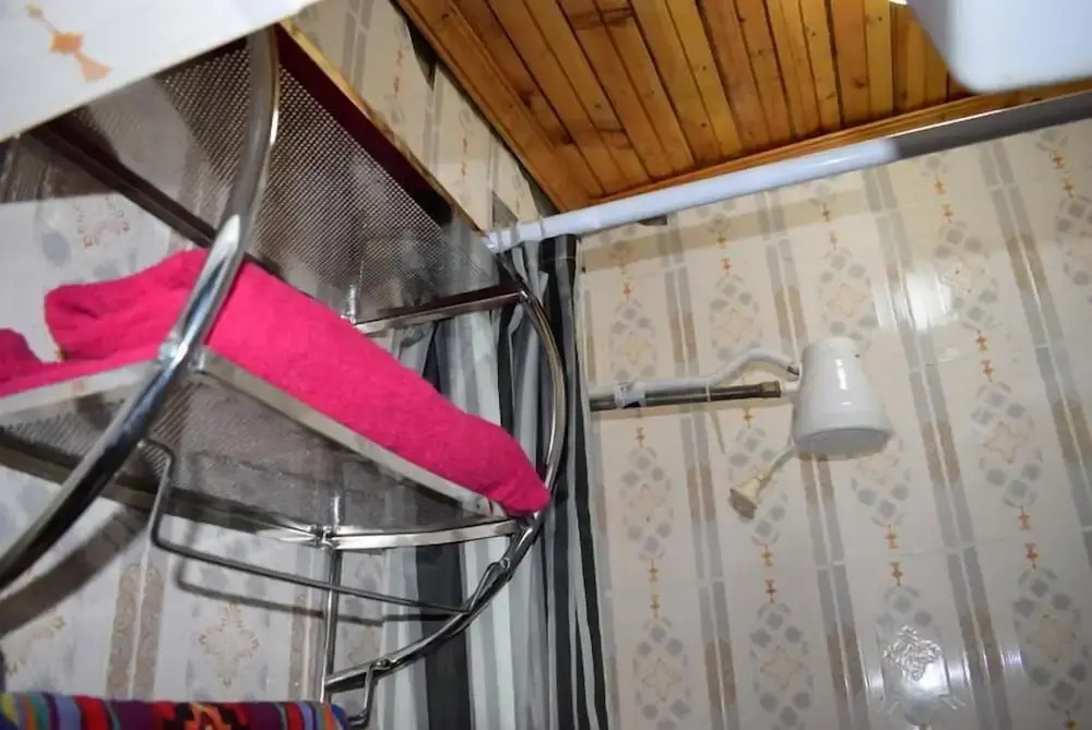 Sasana Motel and Guest House
