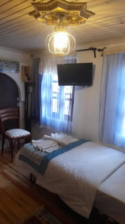 Birgi Izzet Efendi Taskonak