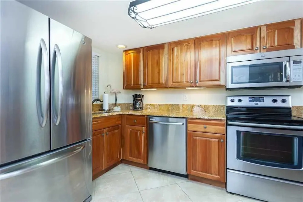 Shores Club 905 - Two Bedroom Condo