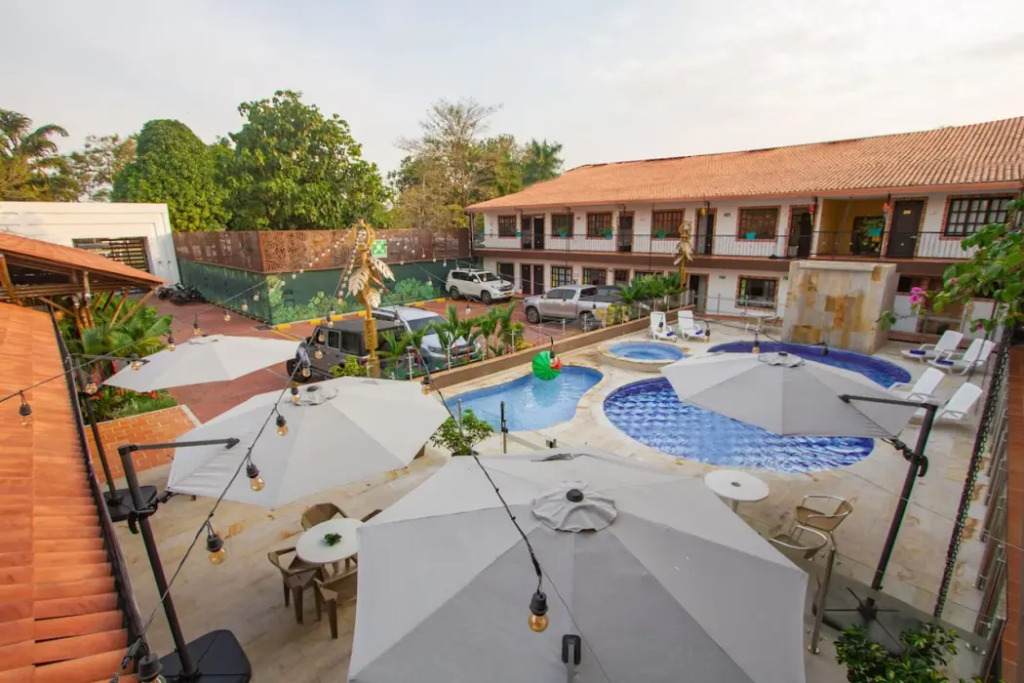 Hotel Vanguardia Natural
