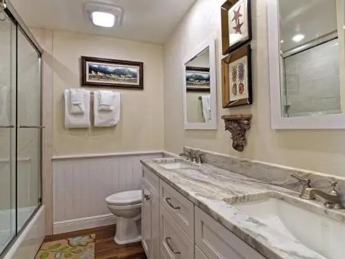 Surfside 12 C4 by RedAwning