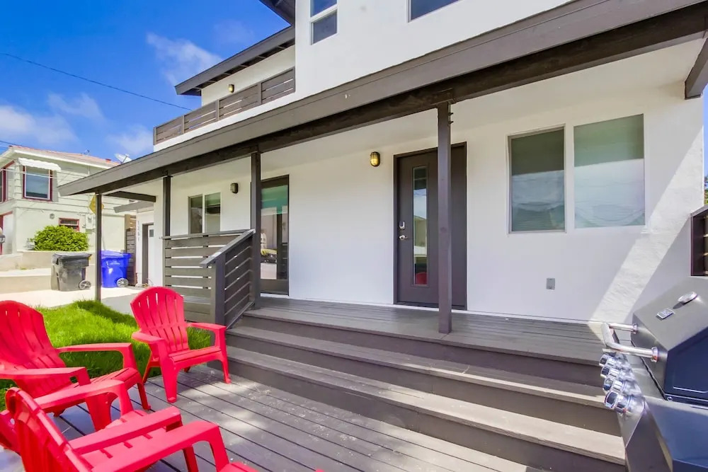 Coastal Horizon - 6 Br Home