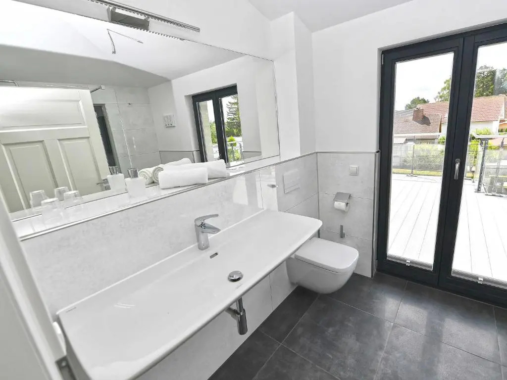 Villa LEVANTE in Binz - Penthouse mit Kamin, Sauna, Seeblick